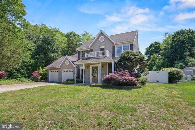 207 DICKENS CT, Williamstown, NJ 08094