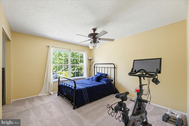 207 DICKENS CT, Williamstown, NJ 08094