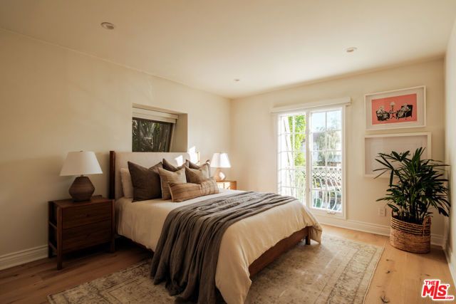 18875 Pasadero Drive, Tarzana (los Angeles), CA 91356