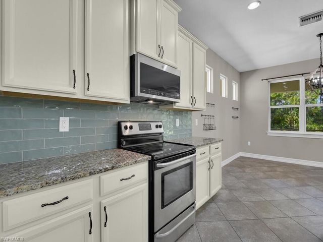 4211 Dutchess Park RD, Fort Myers, FL 33916