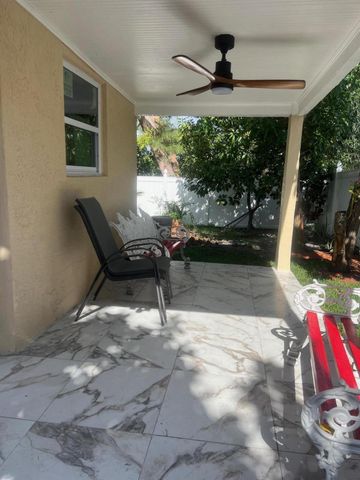 6383 Saxon Boulevard Rear, West Palm Beach, FL 33417