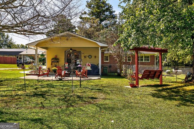 466 & 472 Minter Drive, Hampton, GA 30228