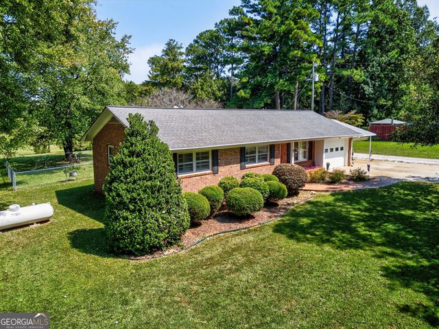 466 & 472 Minter Drive, Hampton, GA 30228