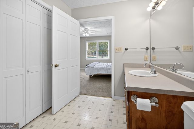 466 & 472 Minter Drive, Hampton, GA 30228