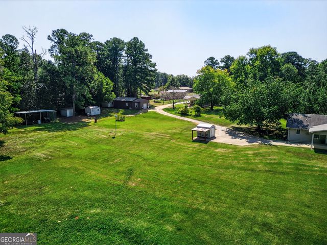 466 & 472 Minter Drive, Hampton, GA 30228