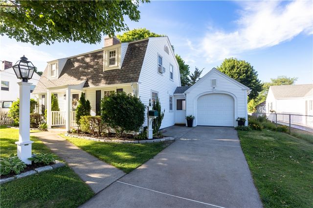 225 Greenwood Avenue, Warwick, RI 02886