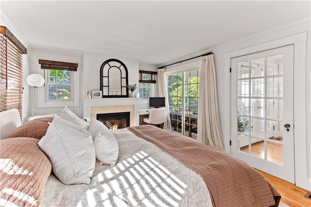 225 Greenwood Avenue, Warwick, RI 02886
