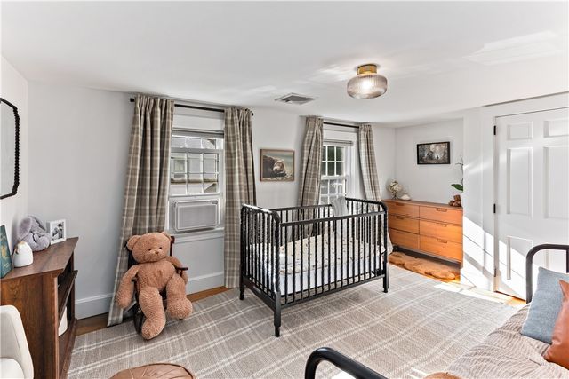 225 Greenwood Avenue, Warwick, RI 02886
