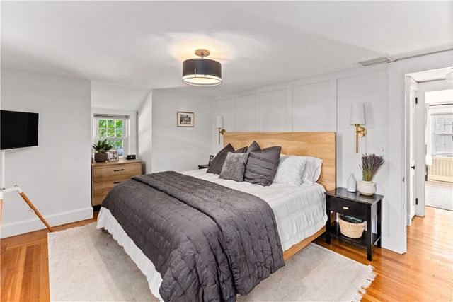 225 Greenwood Avenue, Warwick, RI 02886