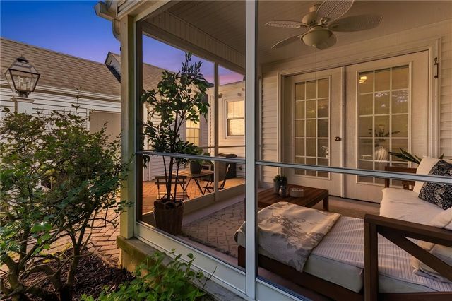 225 Greenwood Avenue, Warwick, RI 02886