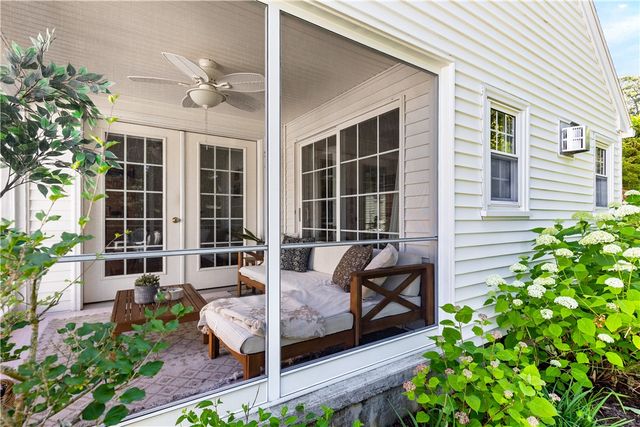 225 Greenwood Avenue, Warwick, RI 02886