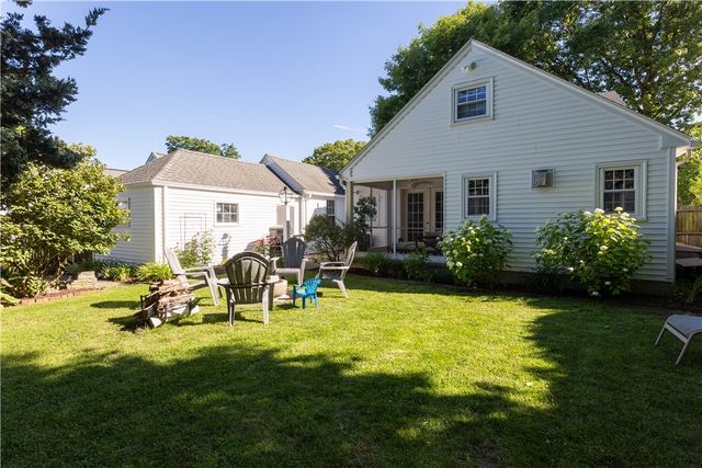 225 Greenwood Avenue, Warwick, RI 02886
