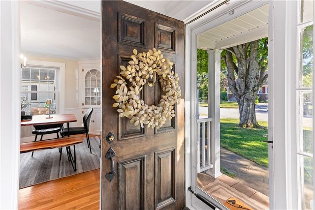 225 Greenwood Avenue, Warwick, RI 02886