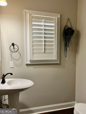 127 Newport Road NE, Milledgeville, GA 31061