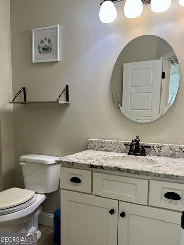 127 Newport Road NE, Milledgeville, GA 31061