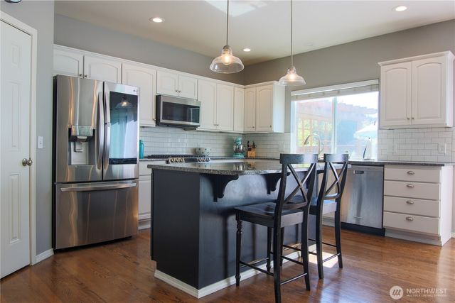 1919 SW 346th Place, Federal Way, WA 98023