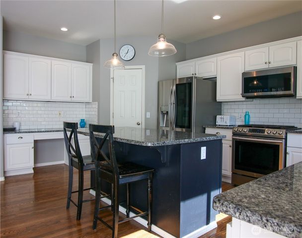 1919 SW 346th Place, Federal Way, WA 98023