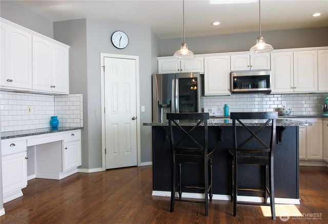 1919 SW 346th Place, Federal Way, WA 98023
