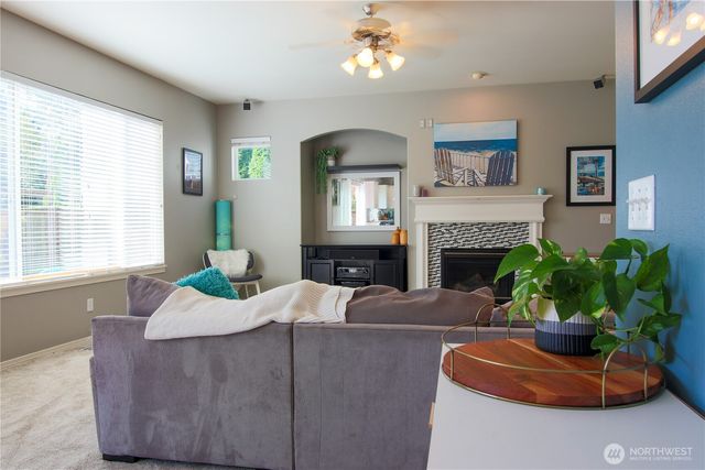 1919 SW 346th Place, Federal Way, WA 98023