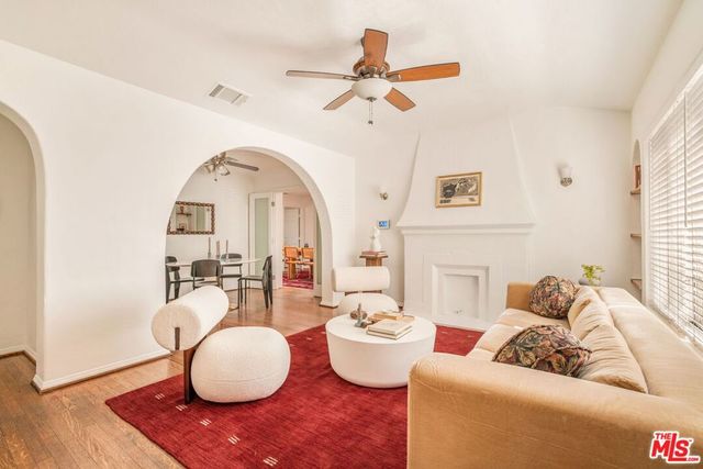 121 N Avenue 59, Los Angeles, CA 90042