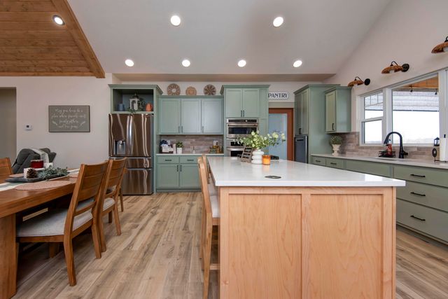 1861 Preston Hollow Road, Seymour, MO 65746