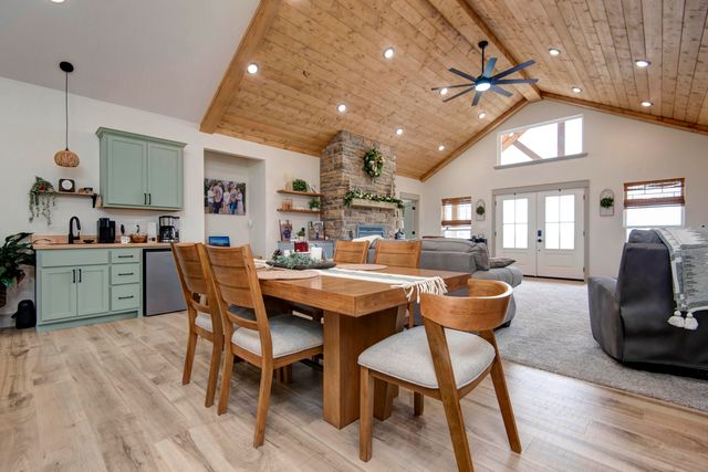 1861 Preston Hollow Road, Seymour, MO 65746