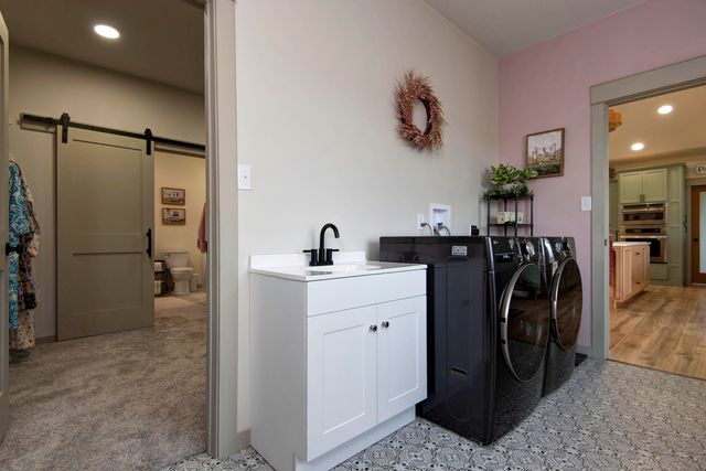 1861 Preston Hollow Road, Seymour, MO 65746