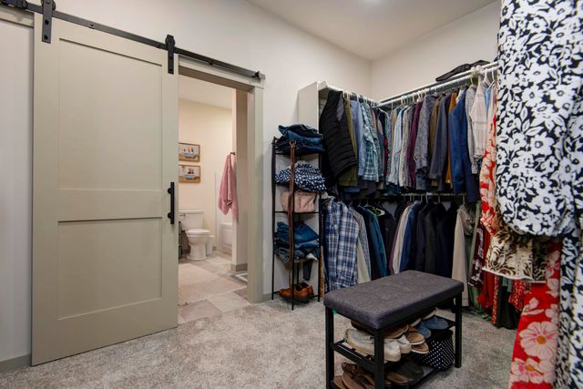 1861 Preston Hollow Road, Seymour, MO 65746