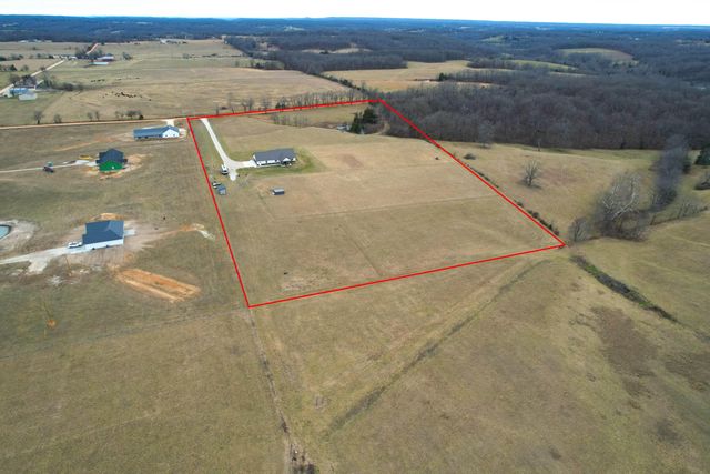 1861 Preston Hollow Road, Seymour, MO 65746
