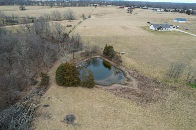 1861 Preston Hollow Road, Seymour, MO 65746