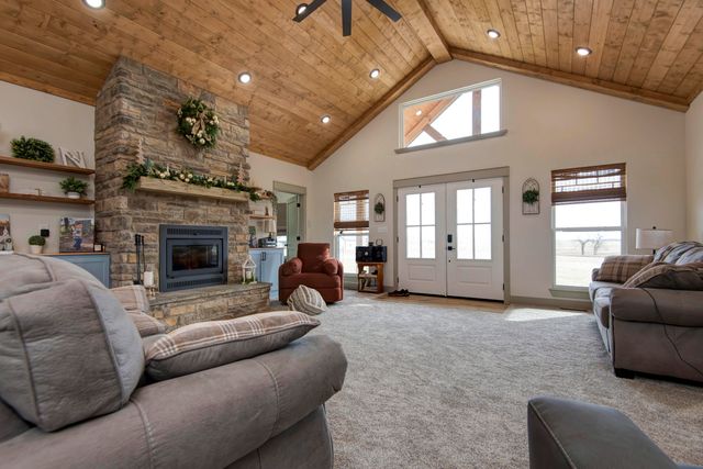 1861 Preston Hollow Road, Seymour, MO 65746