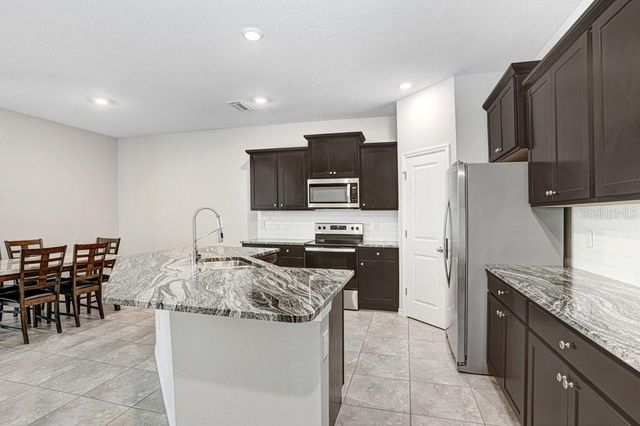 31398 MANGO FADE WAY, San Antonio, FL 33576