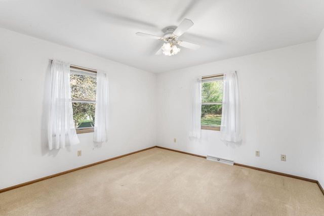 7526 North Point COURT, Kewaskum, WI 53040