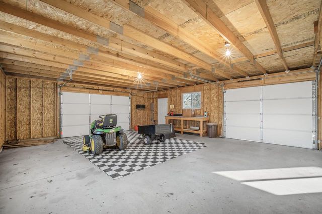 7526 North Point COURT, Kewaskum, WI 53040