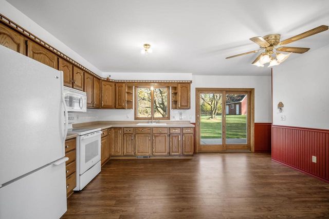 7526 North Point COURT, Kewaskum, WI 53040