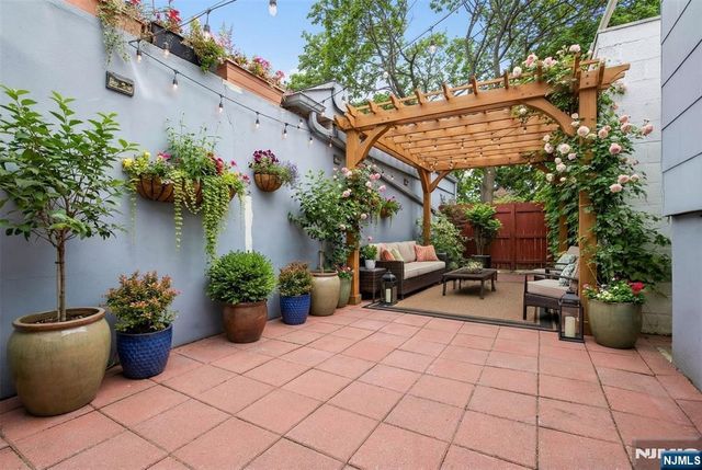 2014 New York Avenue, Union City, NJ 07087