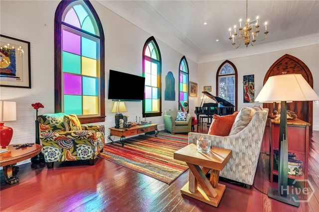 2716 Mechanics Avenue, Thunderbolt, GA 31404