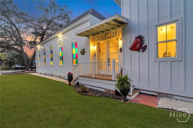 2716 Mechanics Avenue, Thunderbolt, GA 31404