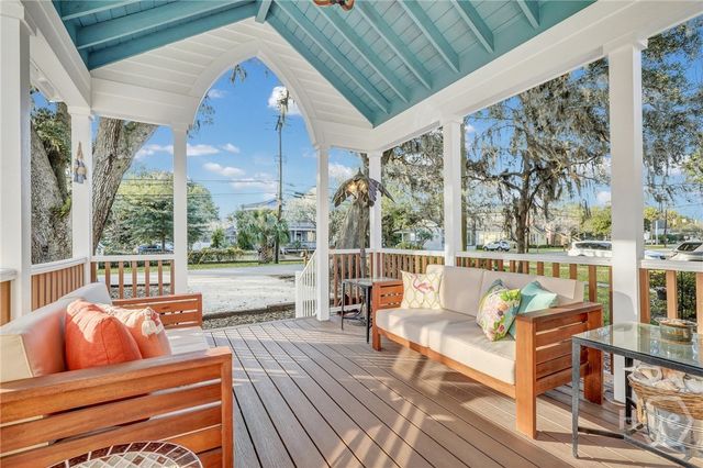 2716 Mechanics Avenue, Thunderbolt, GA 31404