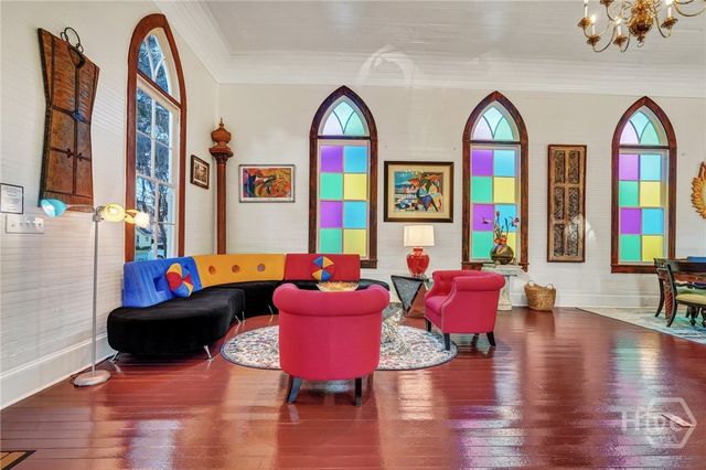 2716 Mechanics Avenue, Thunderbolt, GA 31404