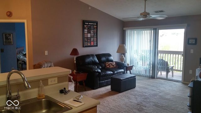 239 Legends Creek Way 310, Indianapolis, IN 46229