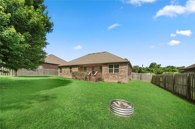 204 Cowans Street, Lowell, AR 72745