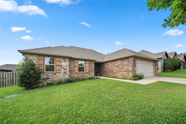 204 Cowans Street, Lowell, AR 72745