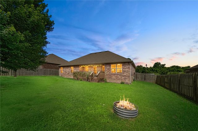 204 Cowans Street, Lowell, AR 72745