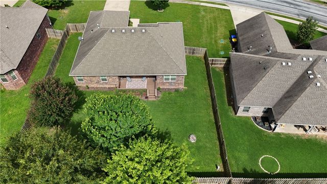 204 Cowans Street, Lowell, AR 72745