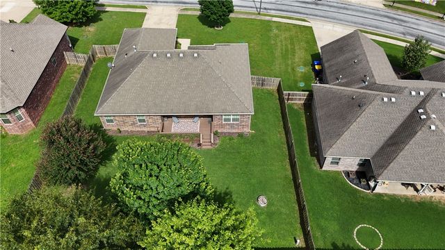 204 Cowans Street, Lowell, AR 72745