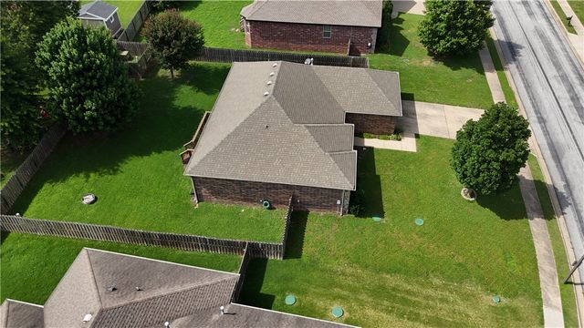 204 Cowans Street, Lowell, AR 72745