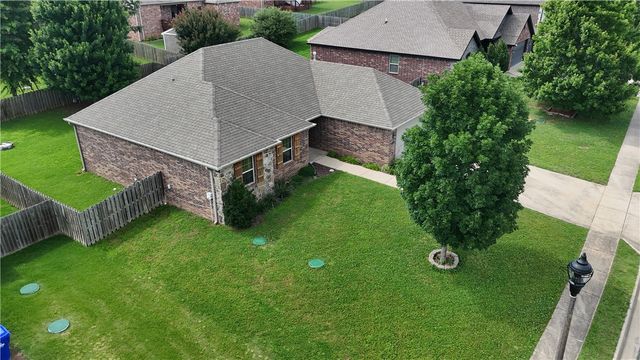 204 Cowans Street, Lowell, AR 72745