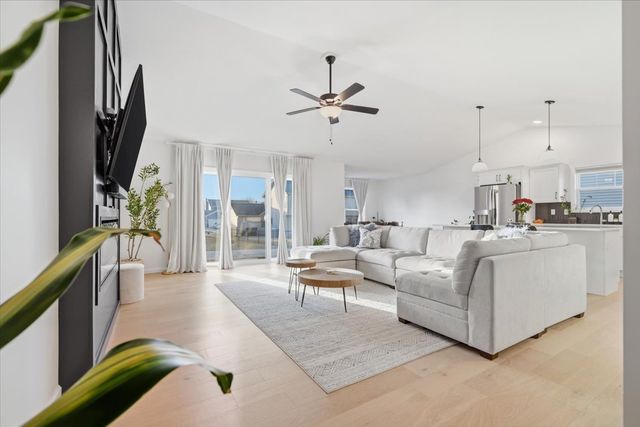 2513 Pampas Lane, Bloomington, IL 61705