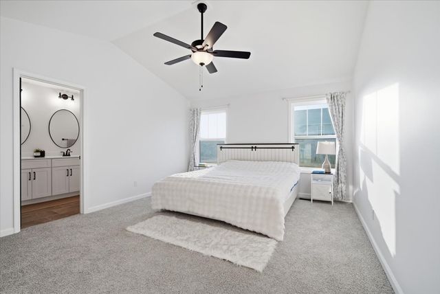 2513 Pampas Lane, Bloomington, IL 61705